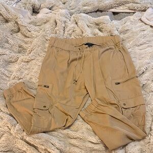 Banana Republic women’s  Beige tencel Cargo Pants